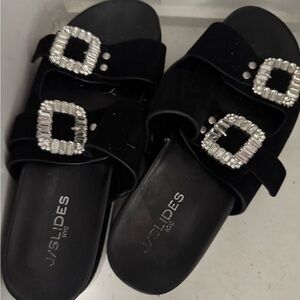 J SLIDES SIZE 10 Women's Black Sandals with Silver Buckles